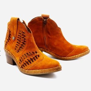 DKODE Jaylyn Cognac Ankle Boots, Sz EU39